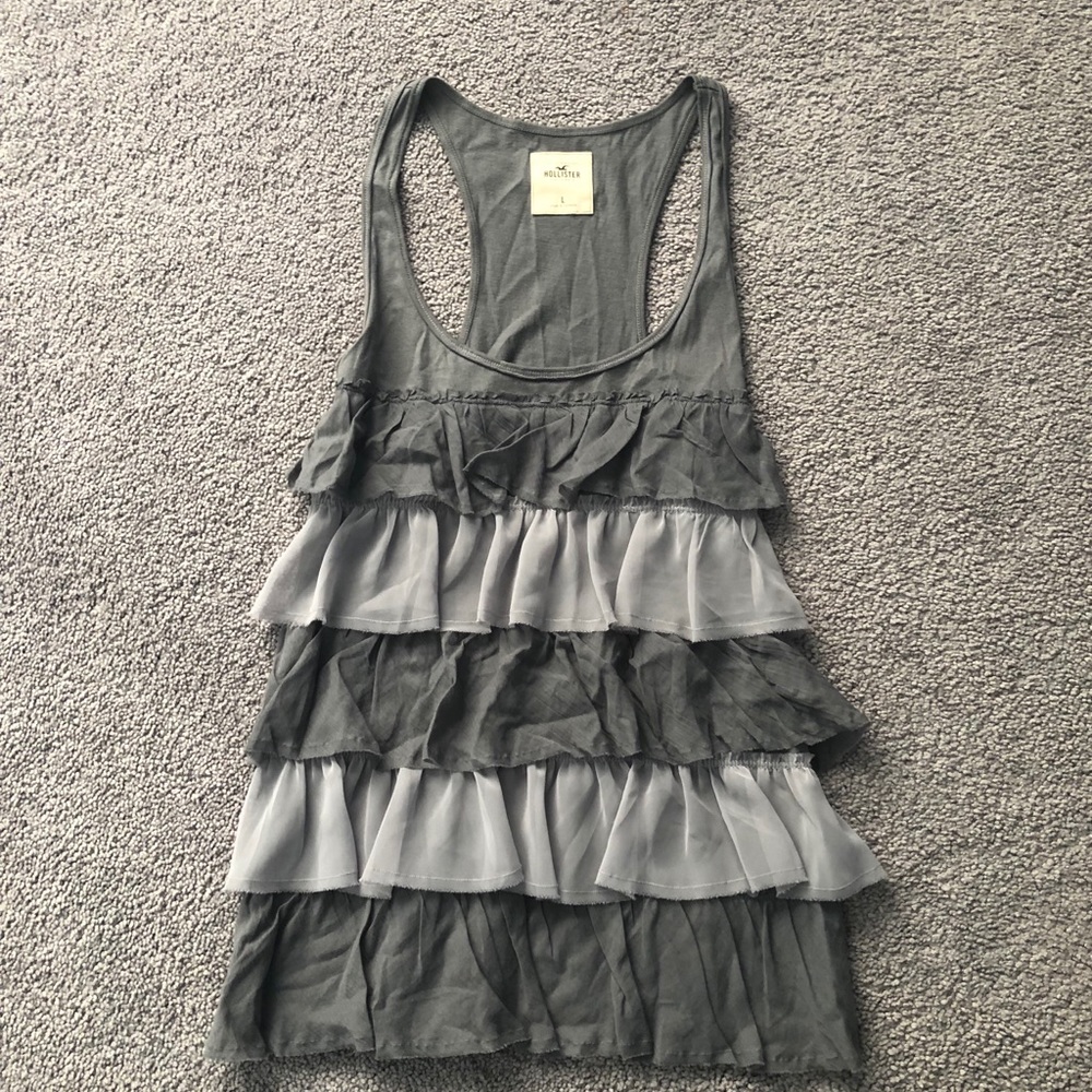 ✨Sold✨Gray Hollister Ruffle Tank Top